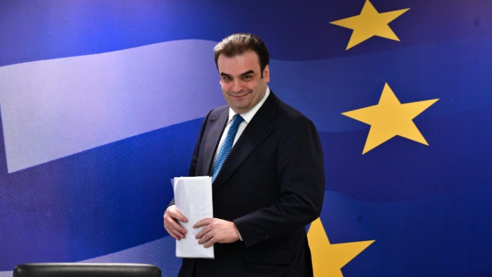 Ο Πιερρακάκης παρομοίασε τον Φάμελλο με τον... Ξέρξη: «Αυτό που λέει παραβιάζει τους κανόνες»